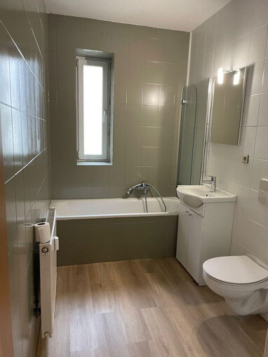 Wohnung zur Miete 564 € 6 Zimmer 94 m² 1. Geschoss frei ab 15.12.2024 Kantstr. 67 Gablenz 241 Chemnitz 09126