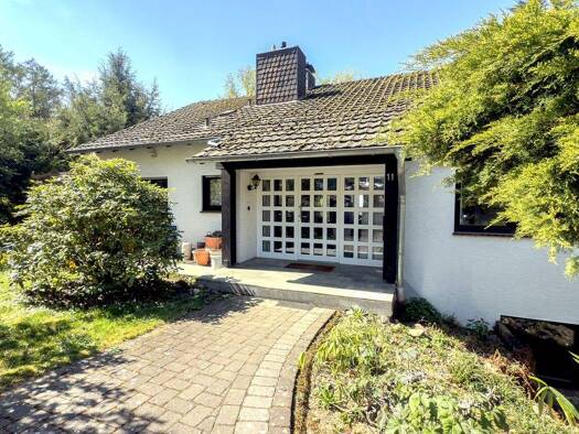 Haus zum Kauf 1.150.000 € 9 Zimmer 280 m² 1.381 m² Grundstück Holzlar Bonn 53229