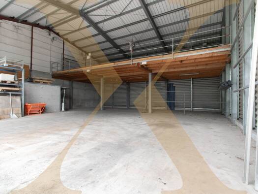 Halle/Industriefläche zum Kauf 4.200.000 € 3.000 m² Lagerfläche Ufer Linz 4030