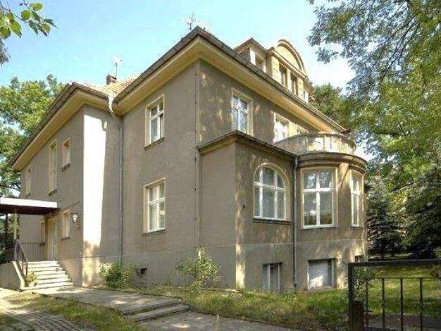 Wohnung zur Miete 792 € 3 Zimmer 94 m² 2. Geschoss frei ab 06.12.2025 Heideparkstr. 10 Radeberger Vorstadt Dresden 01099