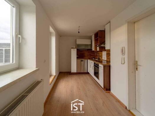 Wohnung zur Miete 840 € 3 Zimmer 85 m² 2. Geschoss frei ab sofort Altheim 4950