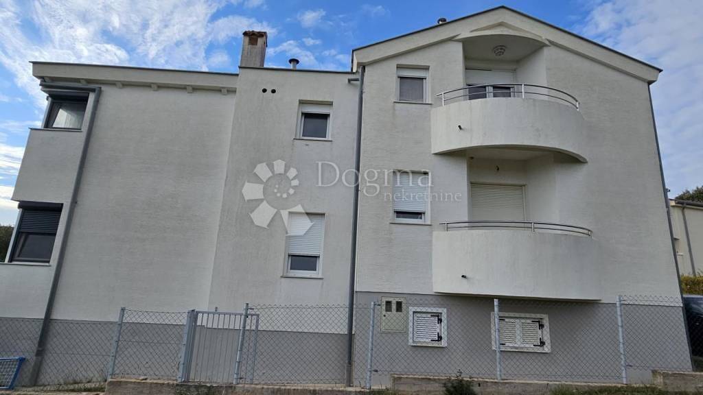 Haus zum Kauf 829.000 € 8 Zimmer 310 m² Sveti Filip i Jakov