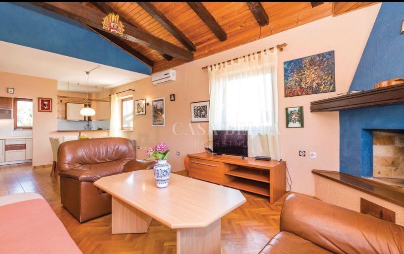 Haus zum Kauf 755.000 € 10 Zimmer 320 m²<br/>Wohnfläche 1.440 m²<br/>Grundstück Rijeka