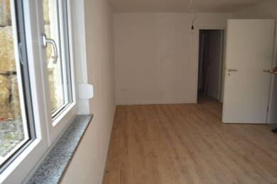 Wohnung zur Miete - Neubau 318 € 1 Zimmer 29 m² UG frei ab sofort Am Dorfbrunnen 2 Effeldorf Dettelbach 97337