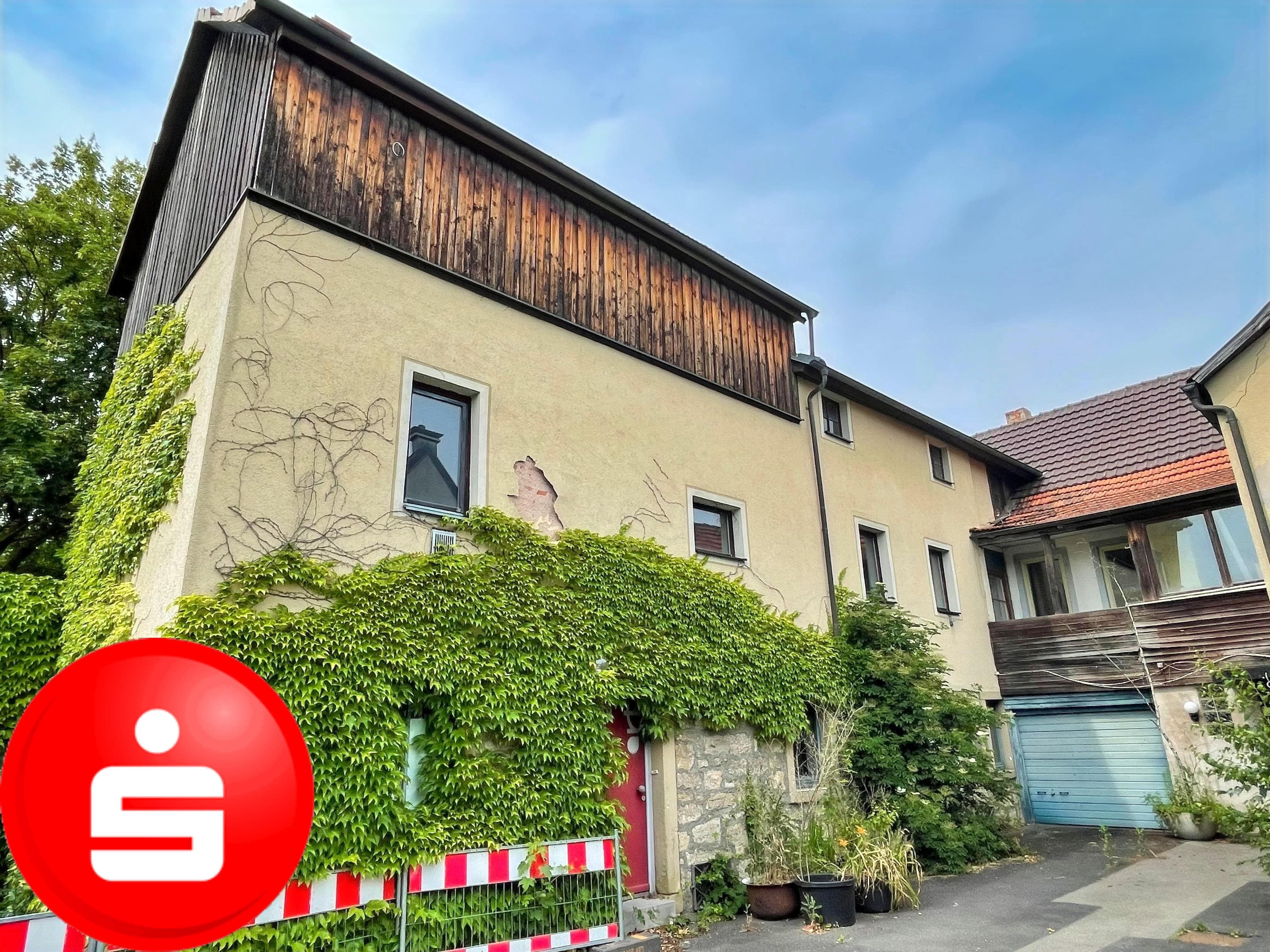 Mehrfamilienhaus zum Kauf provisionsfrei 240.000 € 12 Zimmer 280 m²<br/>Wohnfläche 383 m²<br/>Grundstück Bad Neustadt Bad Neustadt 97616