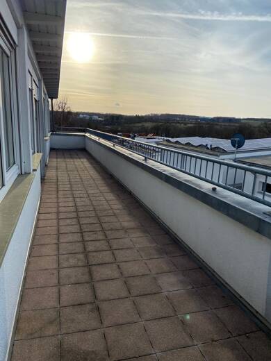Wohnung zur Miete 520 € 2 Zimmer 67 m² Geschoss 3/3 frei ab 01.07.2025 Apolda Apolda 99510
