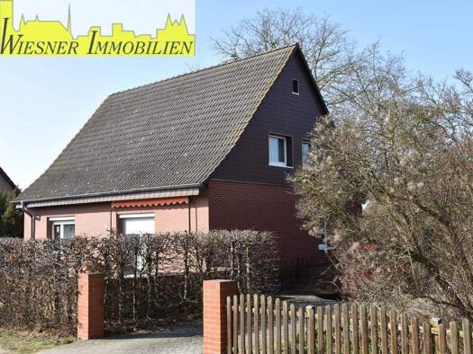 Einfamilienhaus zum Kauf 196.000 € 6 Zimmer 122 m² 1.322 m² Grundstück Birkenweg Libbenichen Lindendorf OT Libbenichen 15306