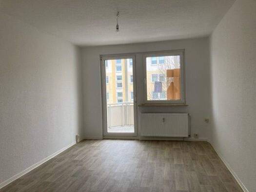 Wohnung zur Miete 300 € 2 Zimmer 49,8 m² 2. Geschoss frei ab 01.03.2026 Kantstraße 35 Gotha 99867