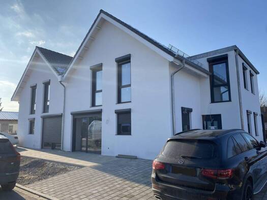 Doppelhaushälfte zum Kauf 399.000 € 104 m² 252 m² Grundstück frei ab sofort Stegwiesen 7 Zepfenhan Rottweil 78628