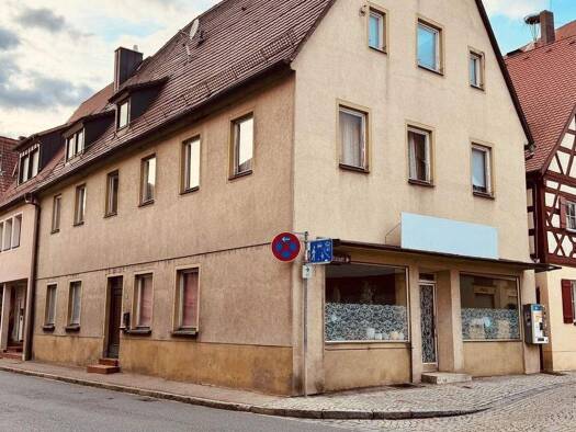 Haus zum Kauf 148.500 € 185 m² Hauptstrasse 25 Heideck 91180
