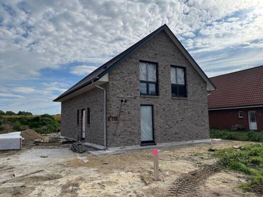 Einfamilienhaus zur Miete 1.950 € 6 Zimmer 165 m² 790 m² Grundstück frei ab 01.01.2026 Frankenbosteler Weg 13 Freyersen Heeslingen 27404