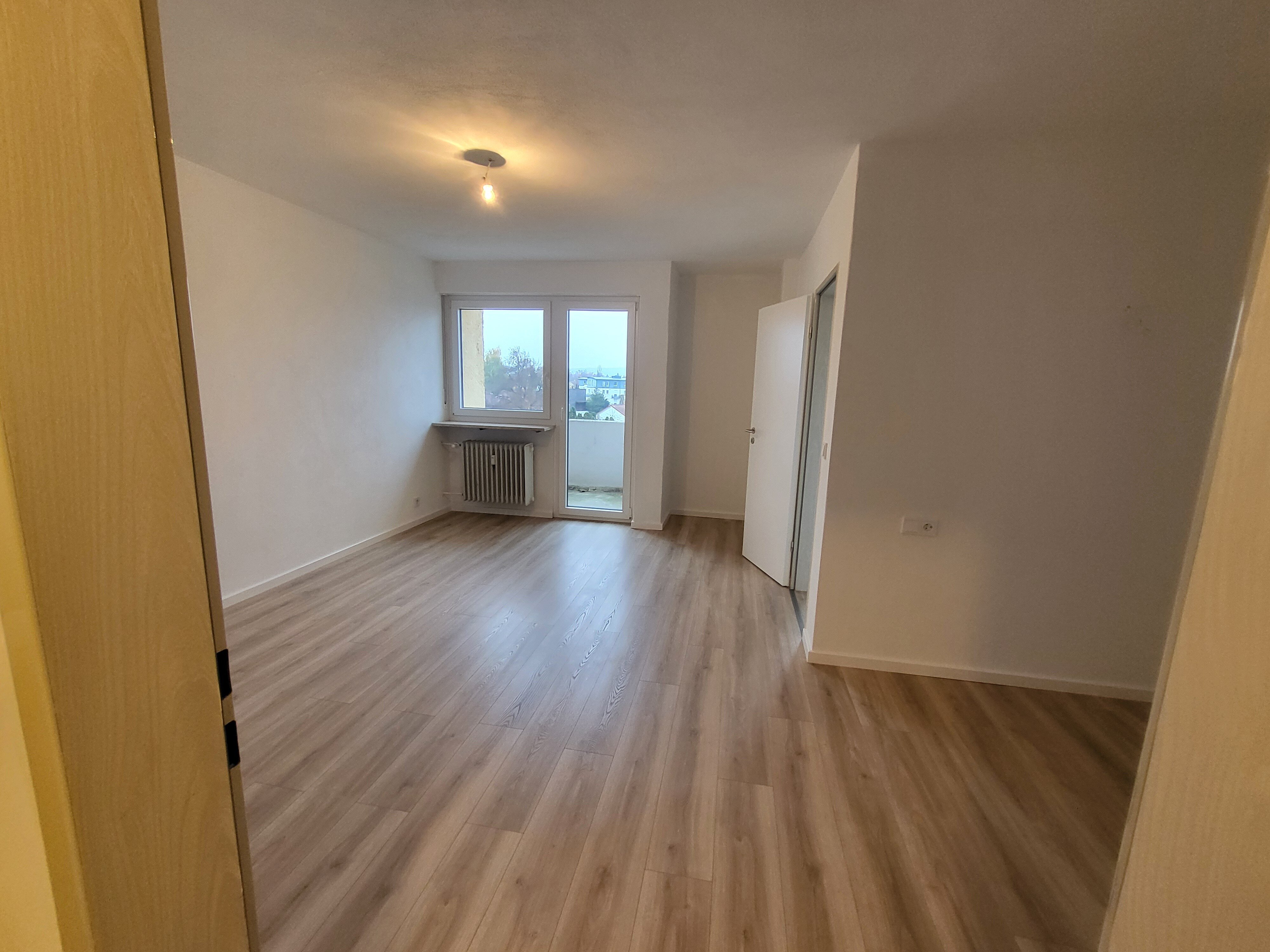 Wohnung zum Kauf provisionsfrei 169.000 € 1 Zimmer 34 m²<br/>Wohnfläche 3.<br/>Geschoss ab sofort<br/>Verfügbarkeit Hochweg 59 d Innerer Westen Regensburg 93049