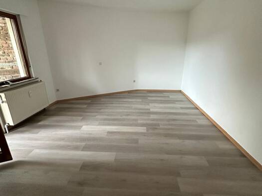 Wohnung zur Miete 700 € 1 Zimmer 75 m² Geschoss 1/2 frei ab sofort Beuern Buseck 35418