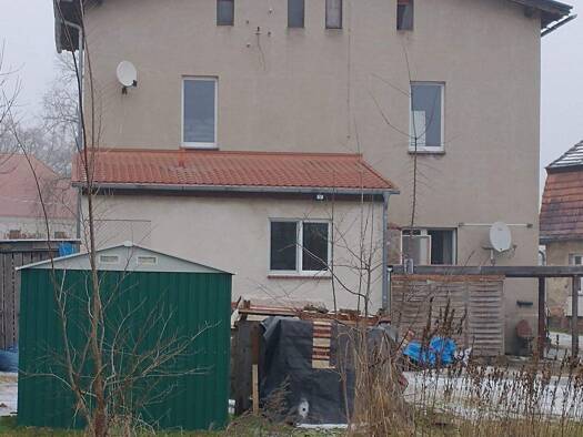 Mehrfamilienhaus zum Kauf 97.000 € 4 Zimmer 150 m² 1.102 m² Grundstück Nebenstraße 5 Groß Rietz Rietz-Neuendorf 15848