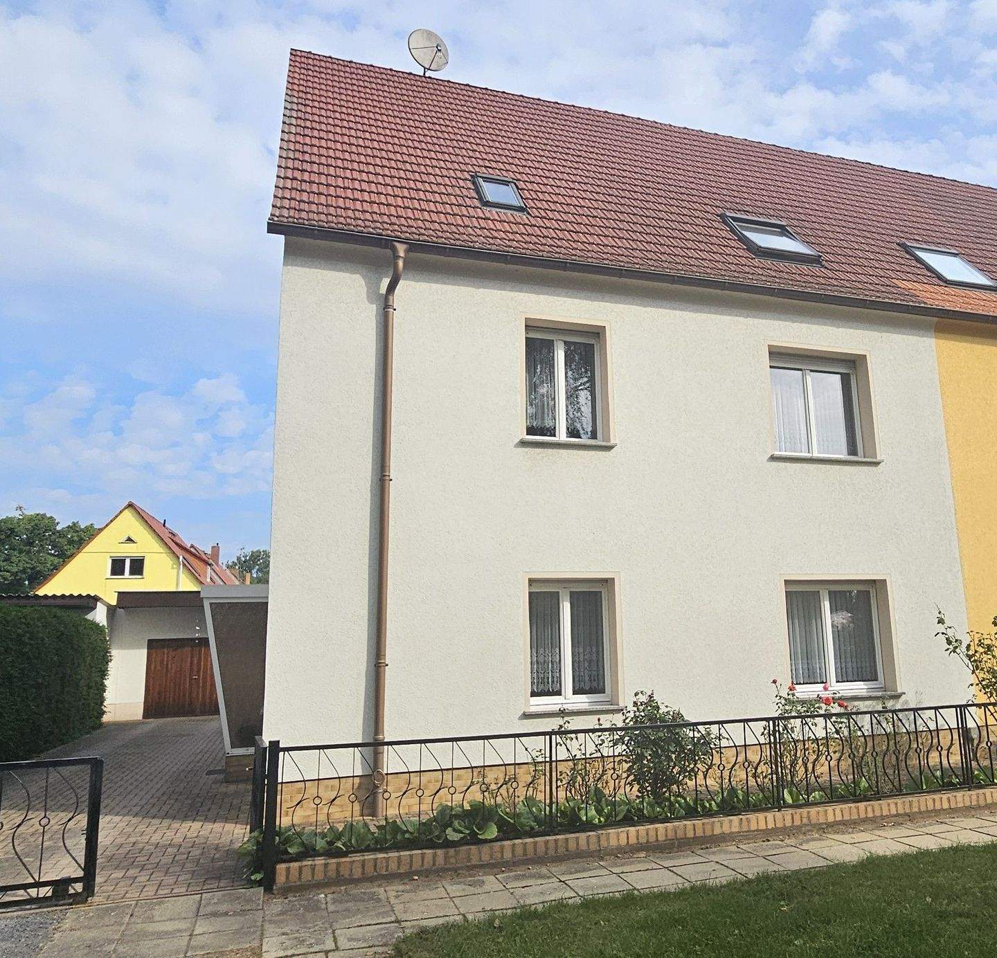 Immobilie in Dahme/Mark - Doppelhaushälfte mit Platz für Jung & Alt + Garten - Bild 0