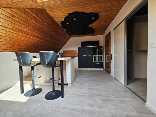 Wohnung zur Miete 1.500 € 2 Zimmer 87 m² Geschoss 1/2 frei ab sofort Eichenau 82223