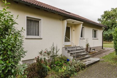 Einfamilienhaus zum Kauf 489.000 € 5 Zimmer 84 m² 683 m² Grundstück frei ab sofort Mehlenweg 9 Höchberg 97204