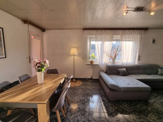 Wohnung zur Miete 975 € 3 Zimmer 75 m² Geschoss 4/4 frei ab 01.09.2025 Konstanzer Straße 69 Singen Singen (Hohentwiel) 78224