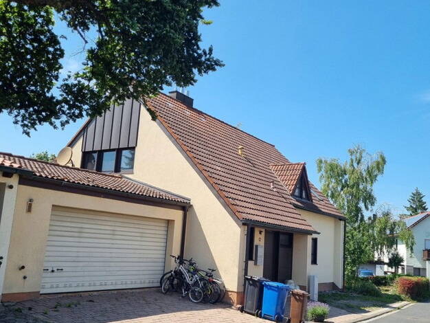 Mehrfamilienhaus zum Kauf provisionsfrei 1.059.000 € 8 Zimmer 275 m² 638 m² Grundstück Würzburg 97084