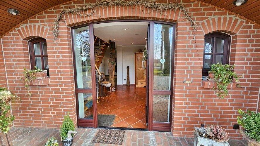 Immobilie in Hollnseth - immo-schramm.de: Imposantes Landhaus mit Nebengebäude - Bild 3