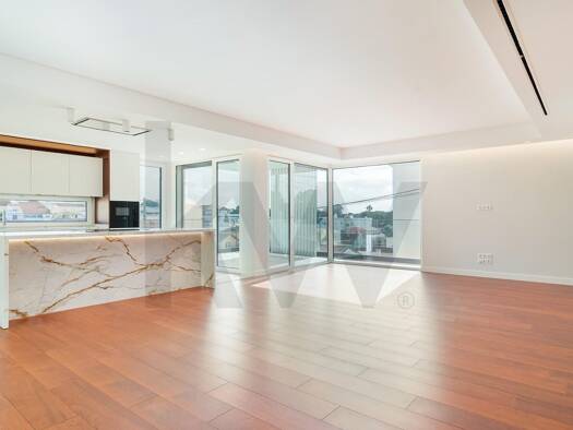 Einfamilienhaus zum Kauf 1.550.000 € 7 Zimmer 340 m² 327 m² Grundstück Charneca da Caparica