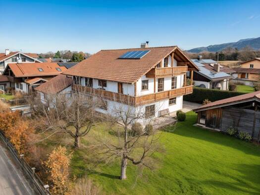 Einfamilienhaus zum Kauf 1.600.000 € 8 Zimmer 260 m² 1.132 m² Grundstück Kirchdorf Raubling 83064