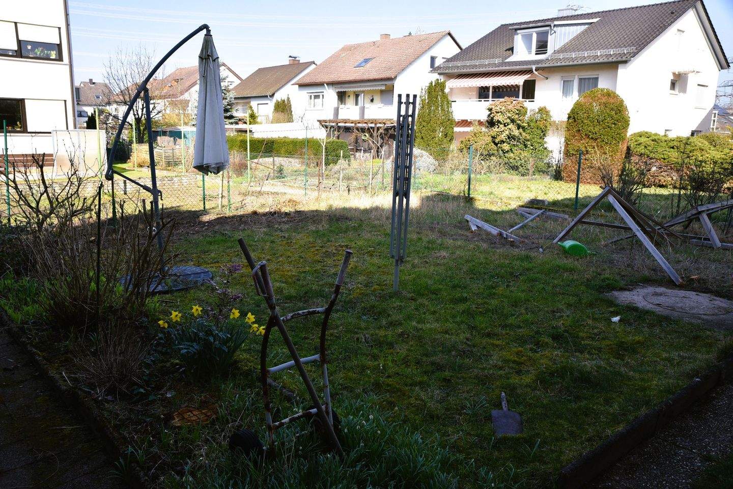 Immobilie in Rheinstetten - Idylle im Wohngebiet: Zweifamilienhaus mit Garten für Mehrgenerationen - Bild 3