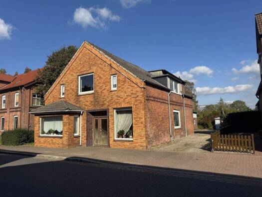 Einfamilienhaus zum Kauf 149.000 € 9 Zimmer 199,8 m² 1.033 m² Grundstück Eddelak 25715