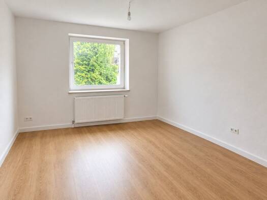 Wohnung zur Miete 880 € 3 Zimmer 85 m² frei ab sofort Cuxhaven Cuxhaven 27474