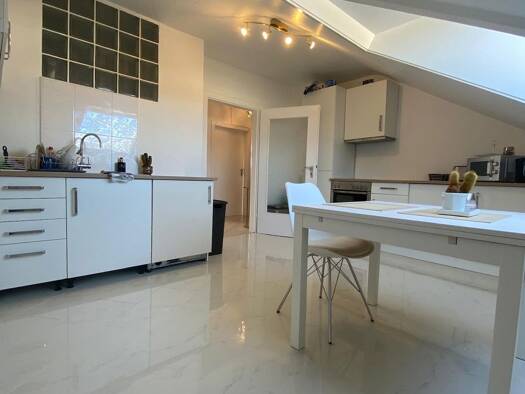 Wohnung zur Miete 865 € 2 Zimmer 43 m² Geschoss 4/5 frei ab 01.09.2026 Rheinstrasse 13 Mühlburg Karlsruhe 76185