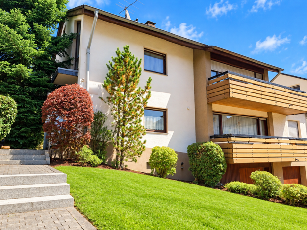 Mehrfamilienhaus zum Kauf 399.000 € 8 Zimmer 220,9 m² 1.053 m² Grundstück frei ab sofort Wermelskirchen Wermelskirchen 42929