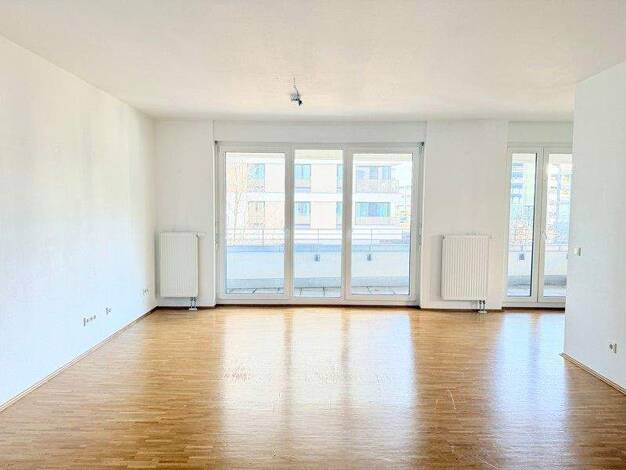 Wohnung zur Miete 2.367 € 5 Zimmer 157 m² 1. Geschoss frei ab 09.04.2026 Europa-Allee 138 Gallus Frankfurt 60486