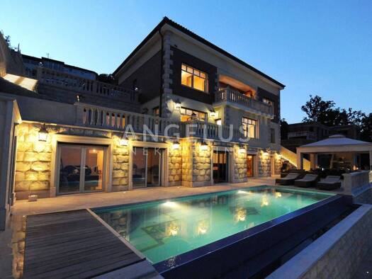 Einfamilienhaus zum Kauf - Erstbezug 1 € 15 Zimmer 1.400 m² 507 m² Grundstück Opatija 51410