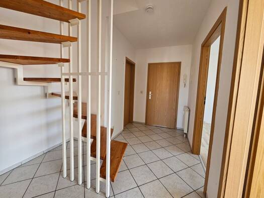 Wohnung zur Miete 500 € 3 Zimmer 71 m² 3. Geschoss frei ab sofort Lutherstraße 15 Mühlhausen Mühlhausen/Thüringen 99974