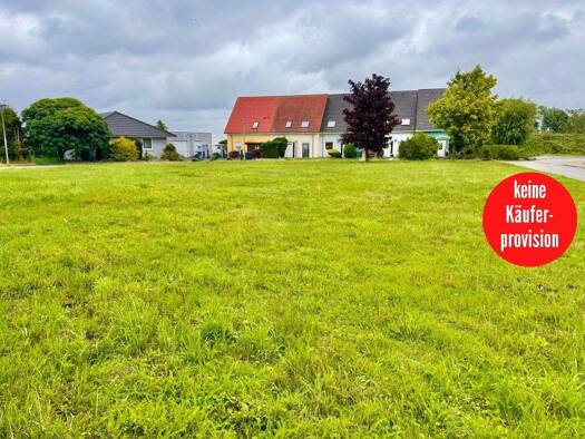 Grundstück zum Kauf provisionsfrei 39.000 € 1.144 m² Grundstück Pasewalk 17309