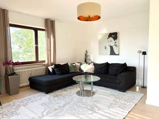 Wohnung zur Miete 1.700 € 3 Zimmer 95 m² Geschoss 1/3 frei ab 15.08.2026 Kirchheim Kirchheim bei München 85551