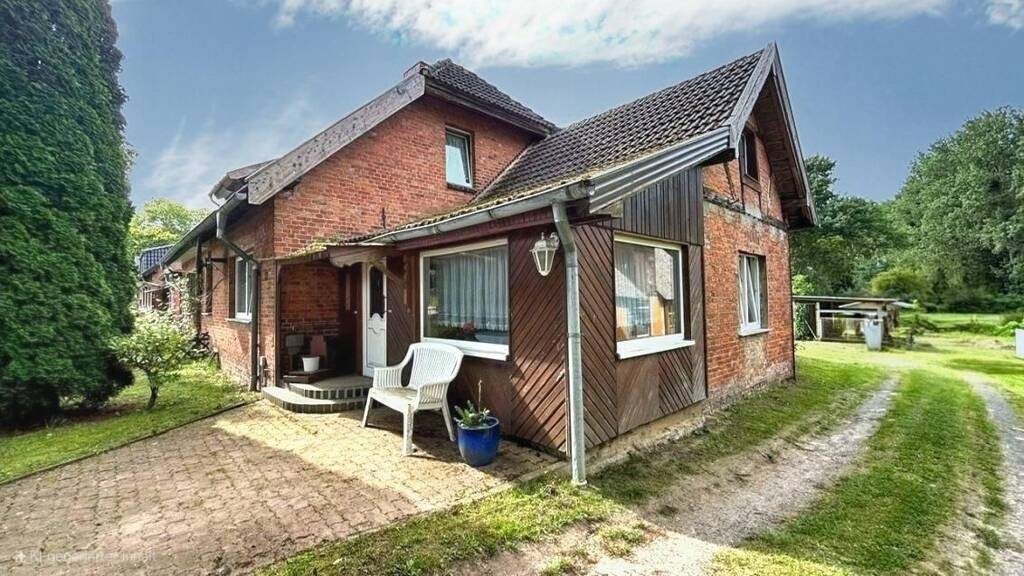 Doppelhaushälfte zum Kauf 199.000 € 5 Zimmer 125 m² 2.700 m² Grundstück Steinhagen 18442