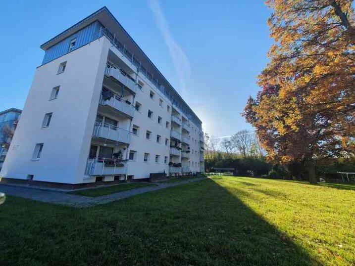 Wohnung zur Miete 812 € 3 Zimmer 67 m²<br/>Wohnfläche 27.01.2025<br/>Verfügbarkeit Gustav-Stresemann-Str. 5 Südstadt Grevenbroich 41515