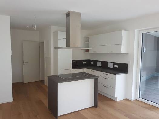 Terrassenwohnung zur Miete 970 € 3 Zimmer 82 m² Geschoss EG/3 frei ab 01.03.2026 Regensburger Straße 28 c Frauenbrünnl Straubing 94315