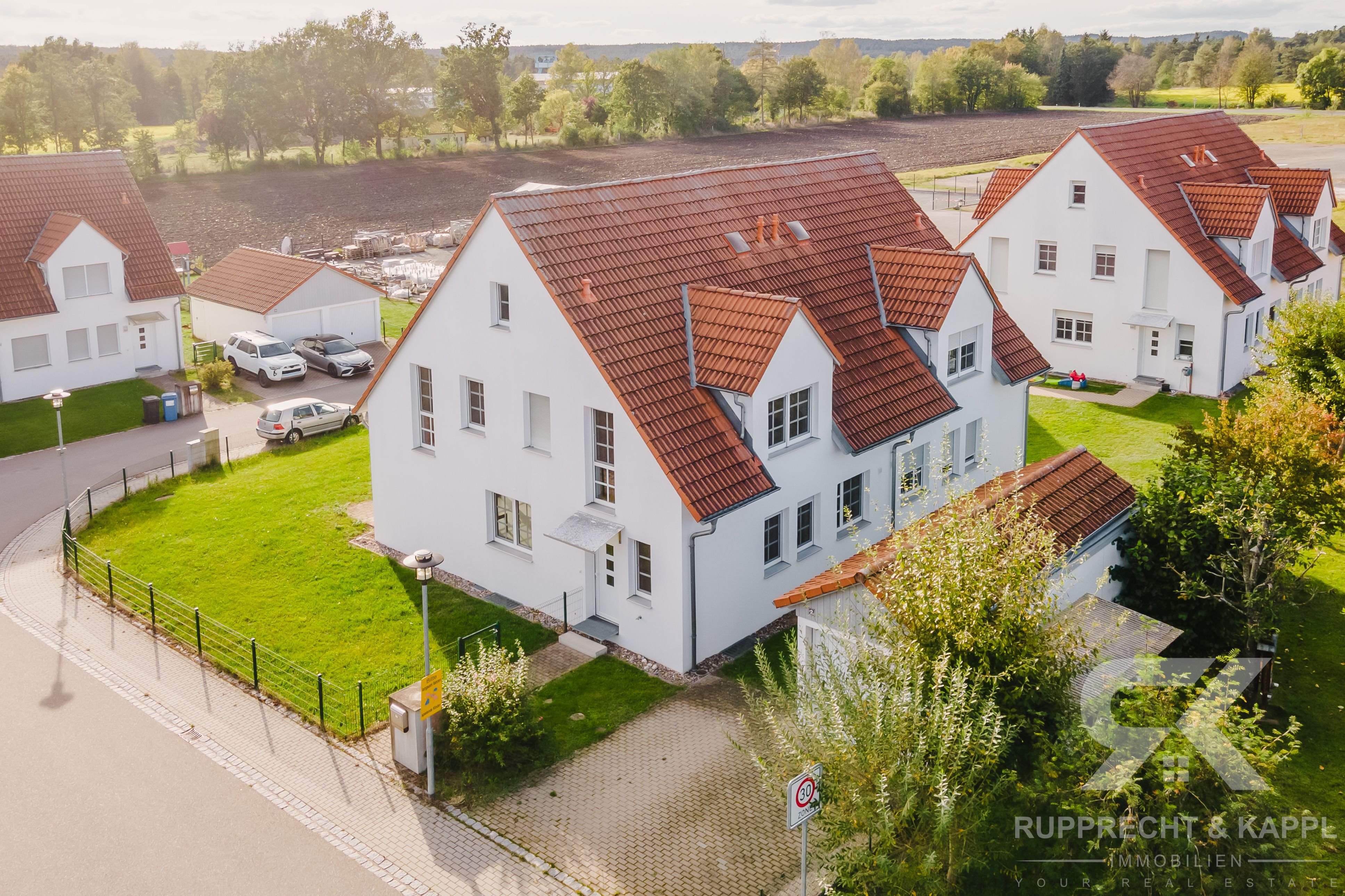 Doppelhaushälfte zum Kauf 289.000 € 5 Zimmer 135 m²<br/>Wohnfläche 420 m²<br/>Grundstück Mantel Mantel 92708