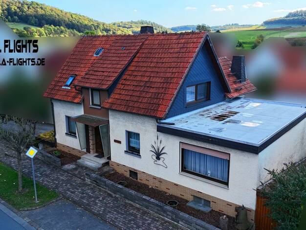 Einfamilienhaus zum Kauf 139.000 € 7 Zimmer 120 m² 497 m² Grundstück Altenlotheim Frankenau 35110