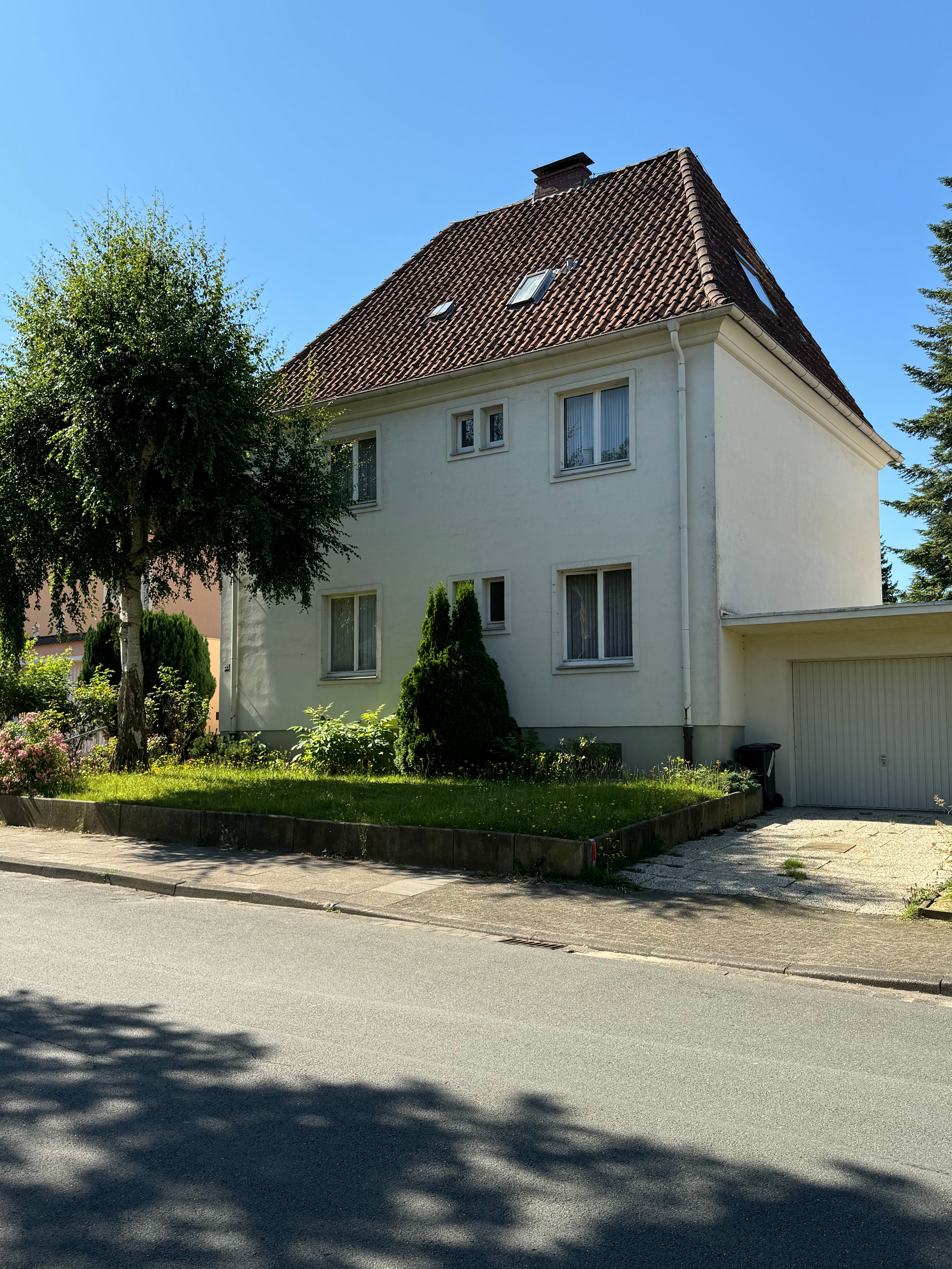 Einfamilienhaus zum Kauf 330.000 € 180 m²<br/>Wohnfläche 671 m²<br/>Grundstück Herford-Stadt Herford 32049