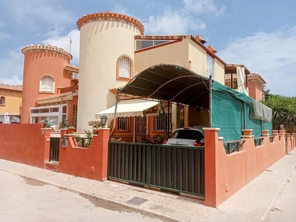 Villa zum Kauf 285.000 € 5 Zimmer Orihuela Costa 03189