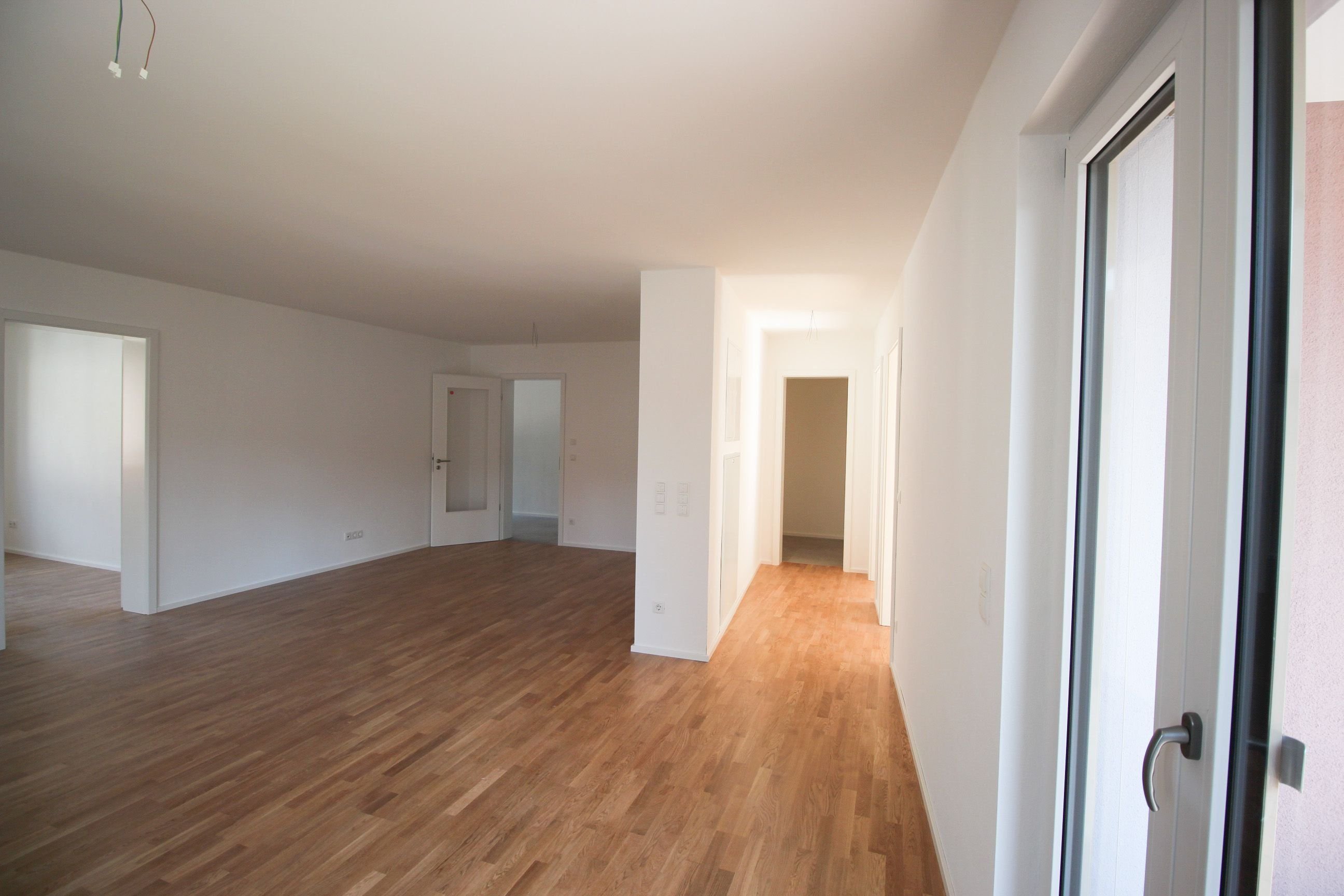 Wohnung zur Miete 1.350 € 4 Zimmer 111,5 m²<br/>Wohnfläche 1.<br/>Geschoss ab sofort<br/>Verfügbarkeit Mühldorf Mühldorf a.Inn 84453