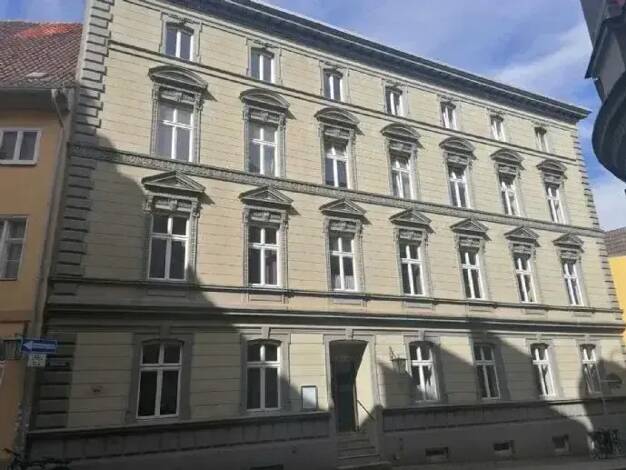 Wohnung zur Miete 440 € 2 Zimmer 44,2 m² Geschoss 4/4 frei ab sofort Fährstr. 18 Altstadt Stralsund 18439