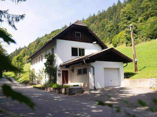 Einfamilienhaus zum Kauf 350.000 € 3 Zimmer 123,7 m² 300 m² Grundstück Vigaun 5424