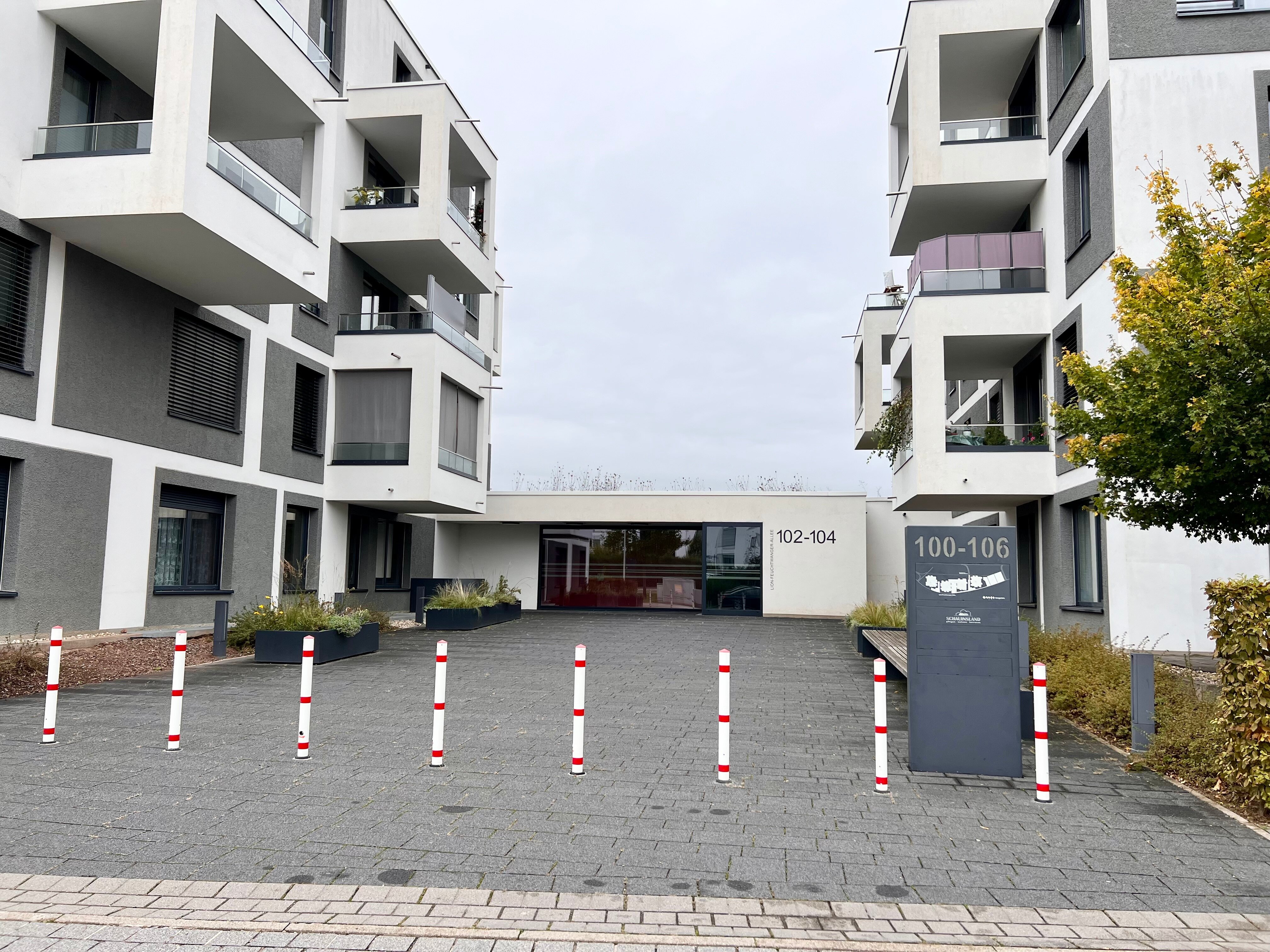 Terrassenwohnung zur Miete 1.200 € 3 Zimmer 106 m²<br/>Wohnfläche EG<br/>Geschoss ab sofort<br/>Verfügbarkeit Lion-Feuchtwanger-Allee 102 Buckenberg - Stadtviertel 077 Pforzheim 75175