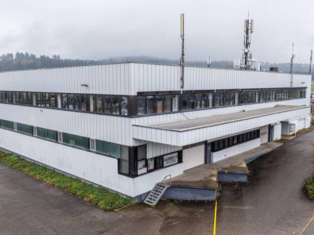 Produktionshalle zum Kauf 2.200.000 € 2.117 m² Lagerfläche Waldrems Backnang 71522