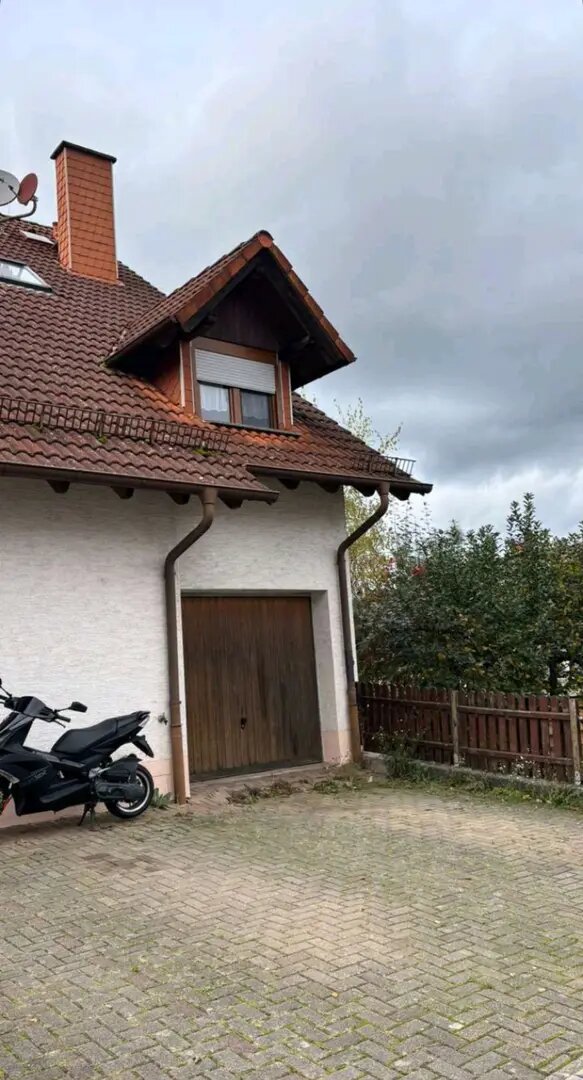 Wohnung zur Miete 700 € 5 Zimmer 110 m²<br/>Wohnfläche ab sofort<br/>Verfügbarkeit Lindelbrunnstrasse Annweiler Annweiler am Trifels 76855