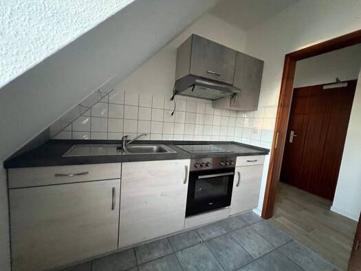 Wohnung zur Miete 260 € 2 Zimmer 38,3 m² 5. Geschoss Heinrich-Schütz-Straße 138 Yorckgebiet Chemnitz 09130